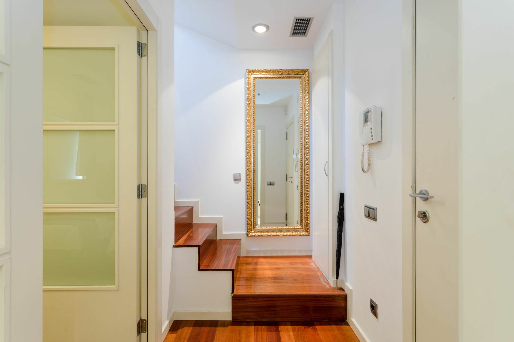 Unique Rentals - Placa Catalunya Central Apartments Barcelona Kültér fotó